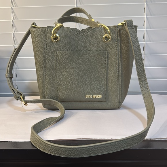STEVE MADDEN BKARTA CROSSBODY BAG COLOR MILITARY GREEN TIK TOK VIRAL TRENDY NWOT - Picture 4 of 11